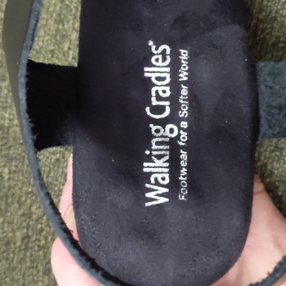 Walking Cradles Newton Black Leather Strappy Sandal Size 10 EUC - Picture 10 of 15